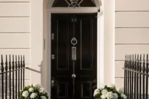 Royal Rose Residence Steps Away to Buckingham Palace from VILLAWAY®
